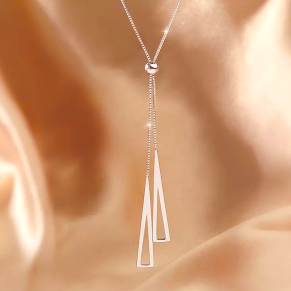 ✨✨.925 Sterling Silver Triangle Lariat Necklace✨ - Picture 4 of 5